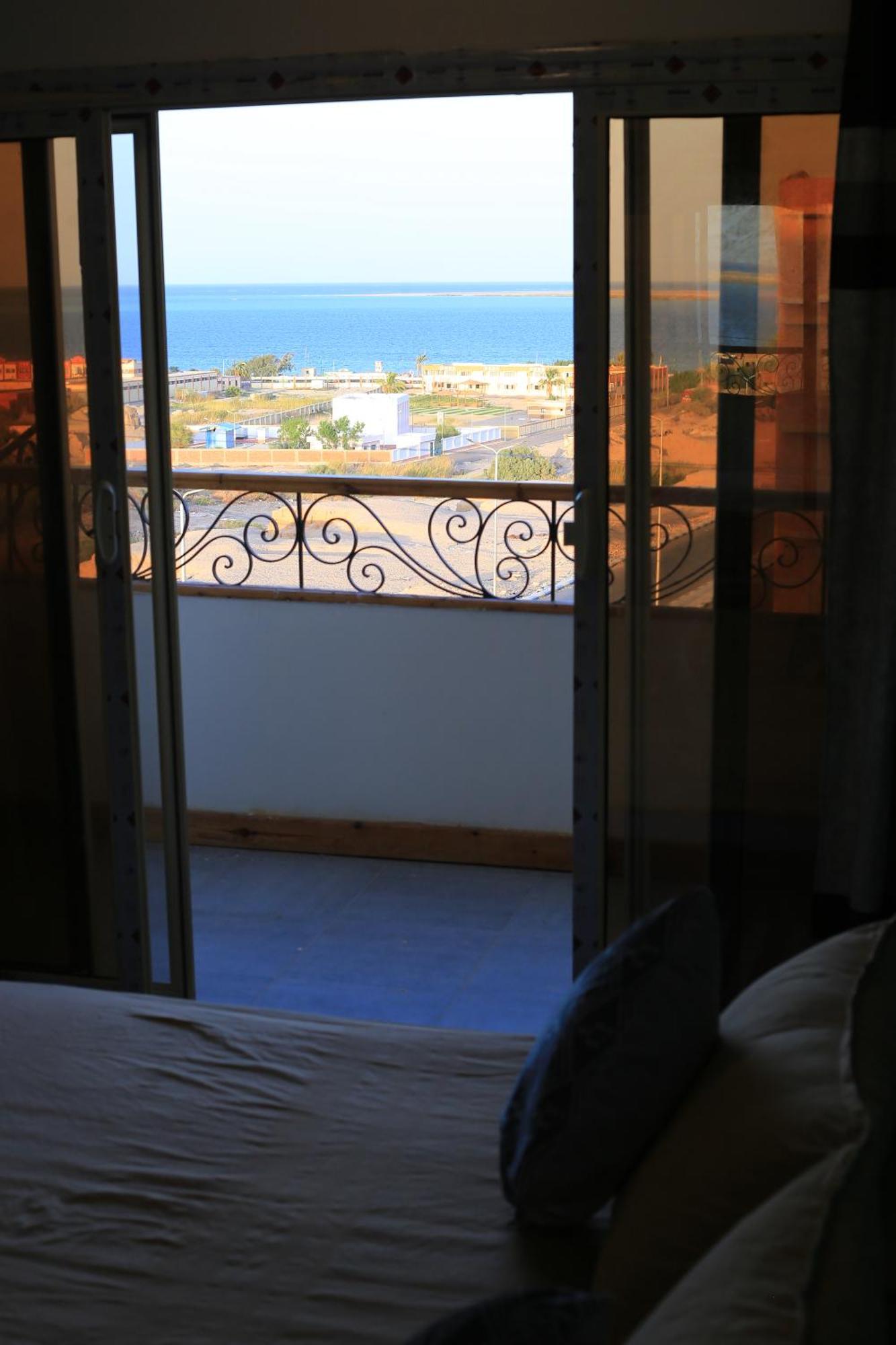 Appartamento Heart Of Town Sea View Safaga Esterno foto